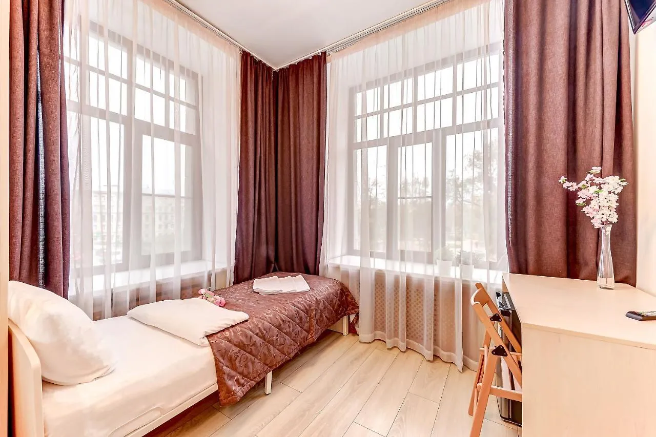 Hotel Democrat On Nekrasova 58 San Pietroburgo